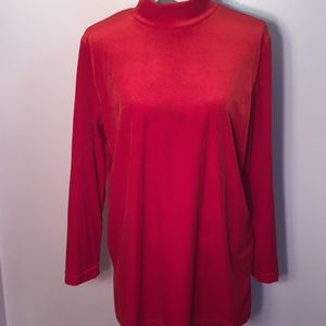Willow Ridge size medium red shirt
